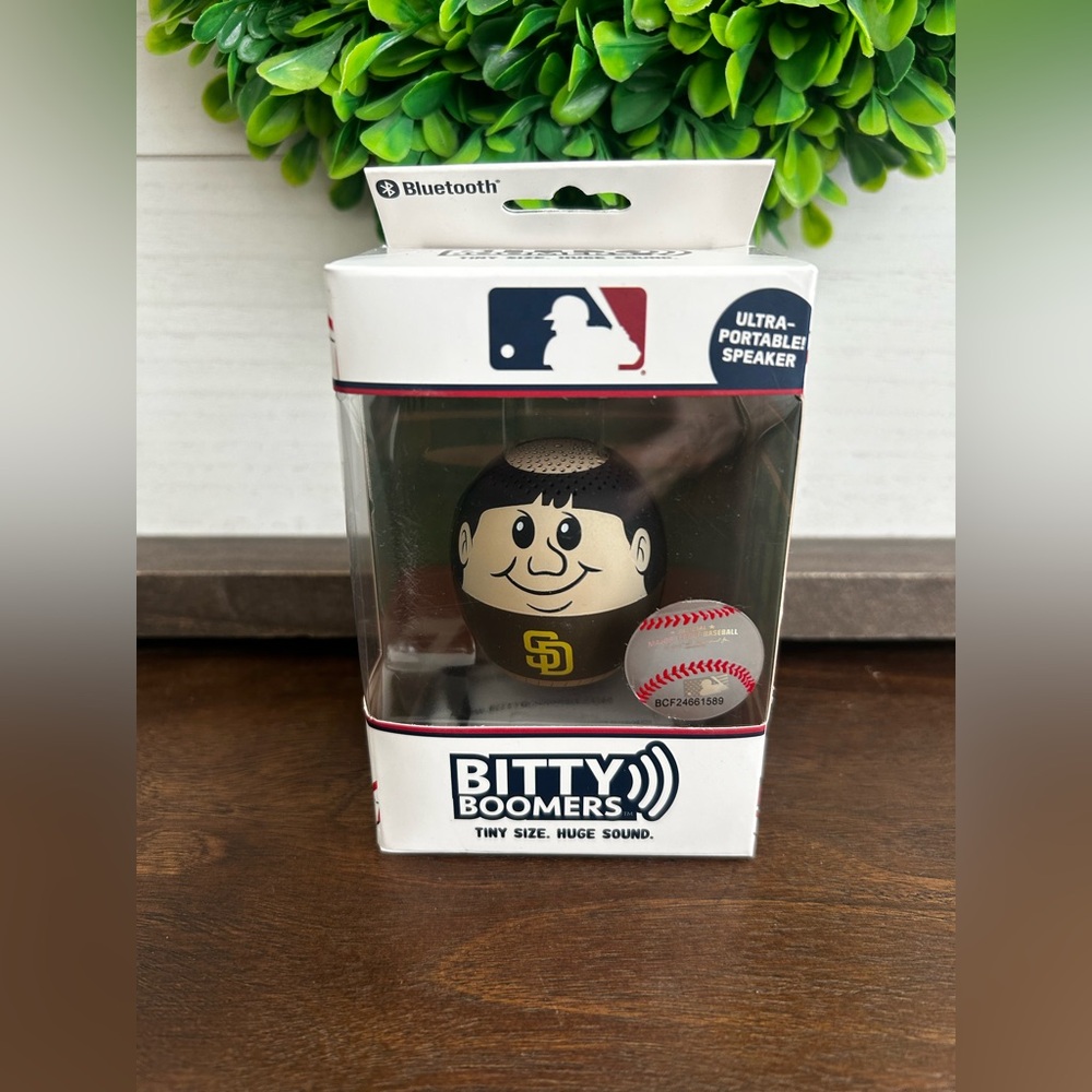 San Diego Padres Bitty Boomers Bluetooth speaker-NIB